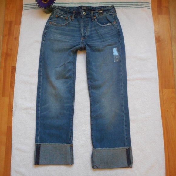 New Abercrombie & Fitch Jeans Size 26/2 Cuffed Ames Boyfriend Denim - Picture 1 of 10